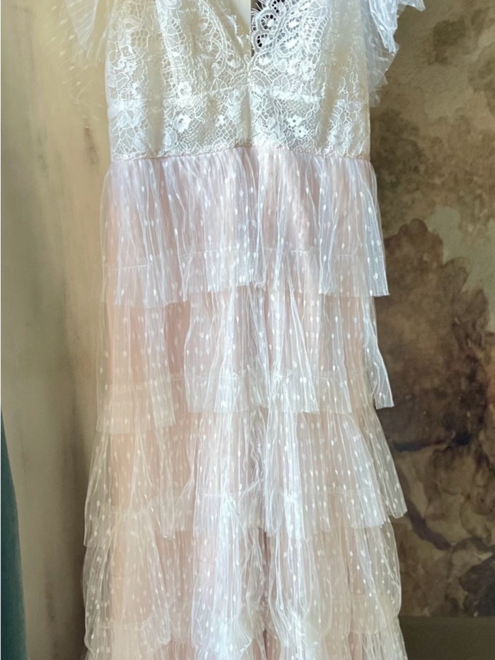 💫Watters Royce Tiered Lace Wedding Dress, 💫Custom Tulle Flutter Sleeves, size 8